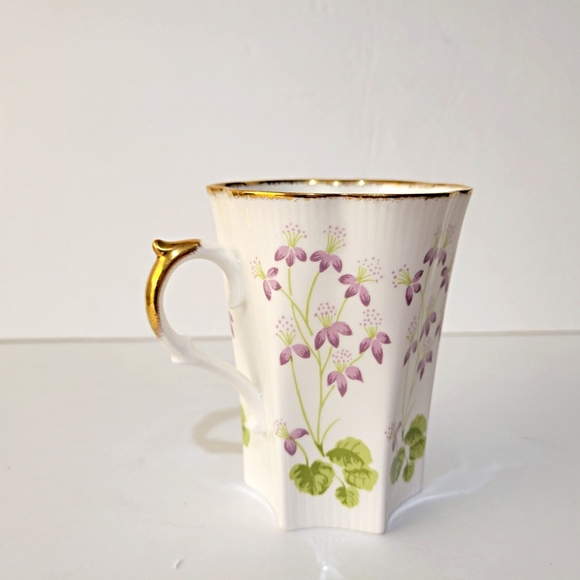Royal Crown Staffordshire England  Fine Bone Handcrafted China Flower Mug - Picture 2 of 10